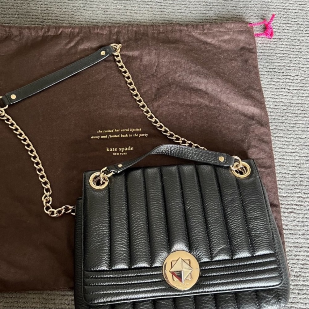 Gorgeous excellent condition Kate spade with dust bag!